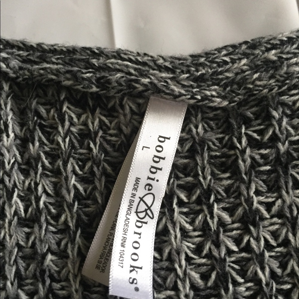 Cute Cardigan - Picture 2 of 2